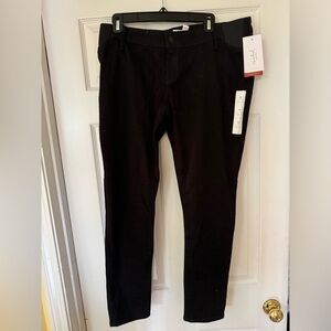 New with tags Isabel Black maternity jeans - size 10 with expandable side